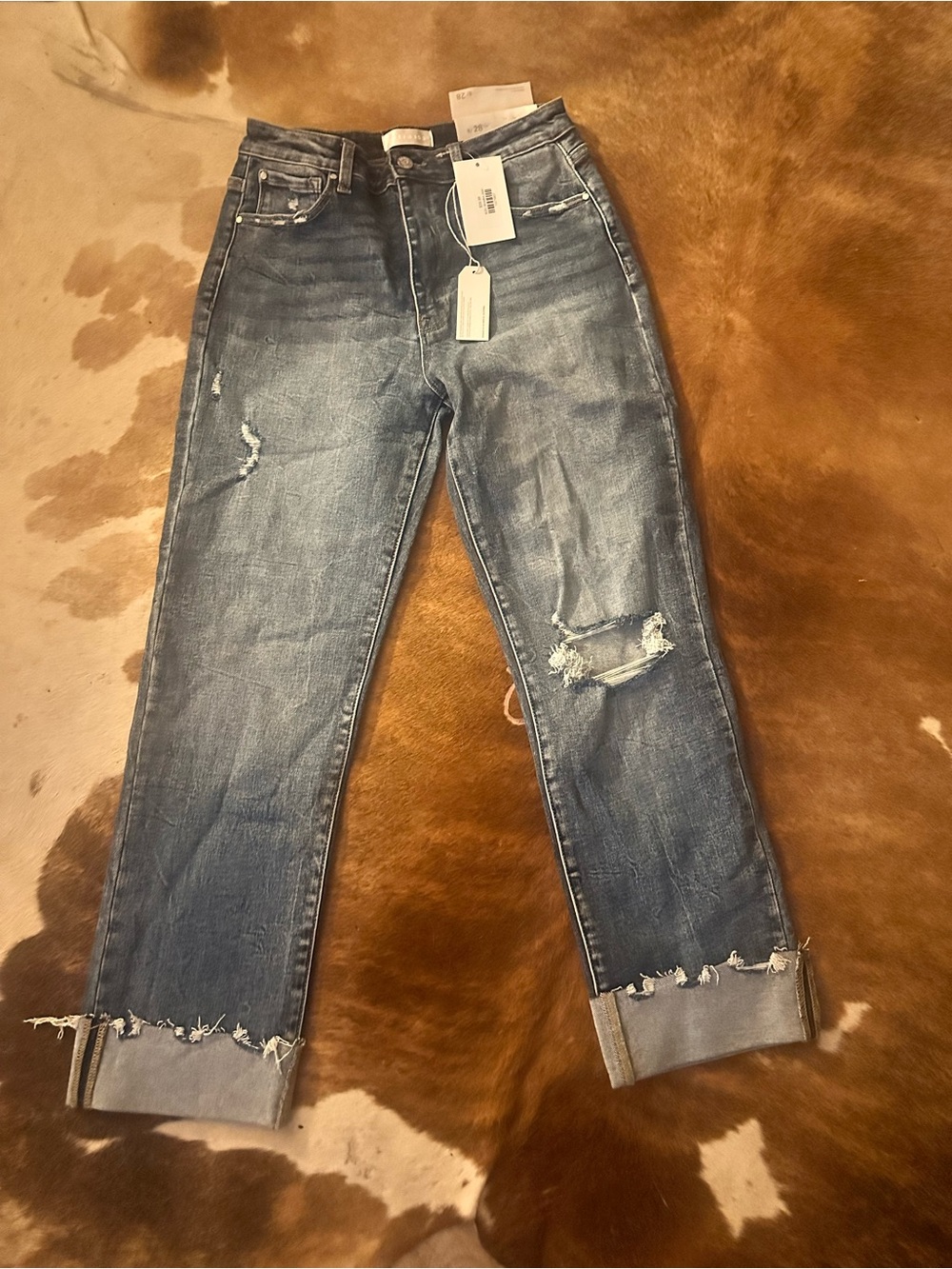 Relaxed Boyfriend Jeans in Distressed Blue
